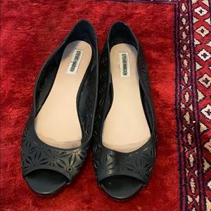 Black Steve Madden peep toe flats
